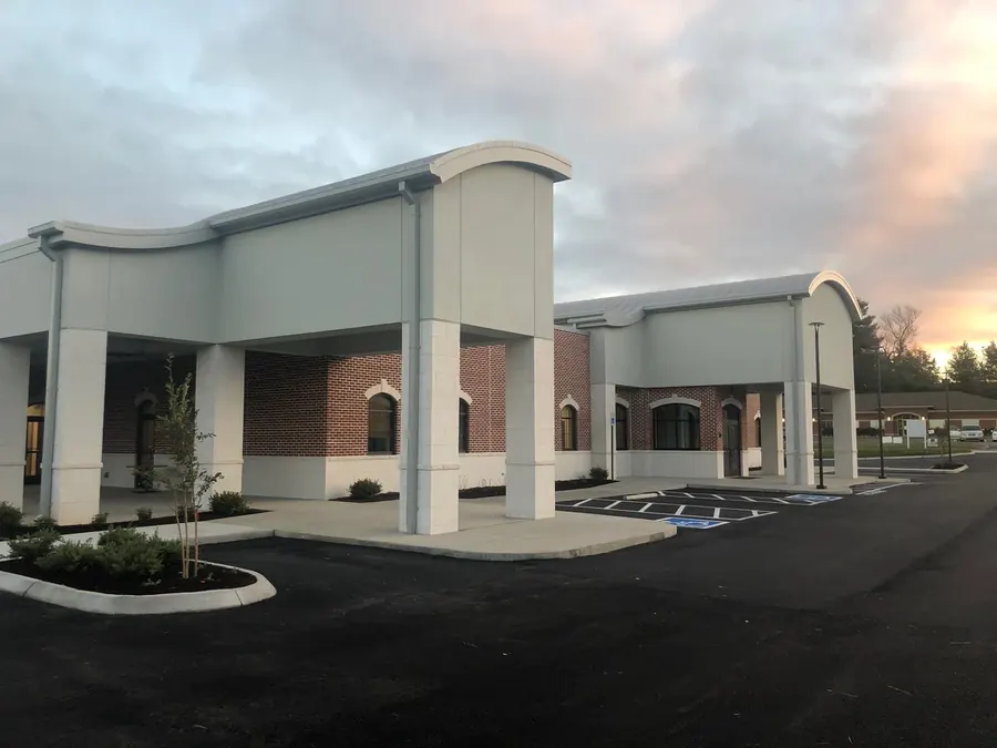 The covered entrance of Dean Cosmetic Dentistry at 121 Capital Drive.